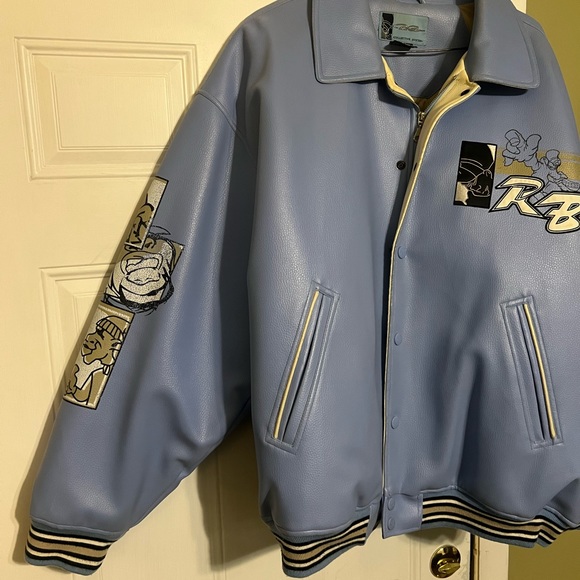 Nice Jacket!!! - Picture 2 of 6